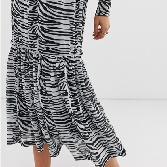 ASOS Vila Zebra Mesh Flowy Midi Dress W Slip NWT - Picture 2 of 3